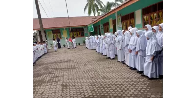 Kegiatan Upacara Bendera